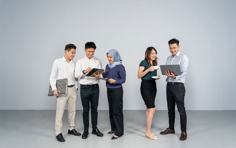 Contract Executive